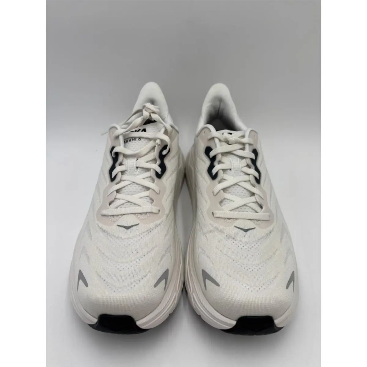 Hoka shoes - Hoka One One Arahi 6 - 1123194 - White 4