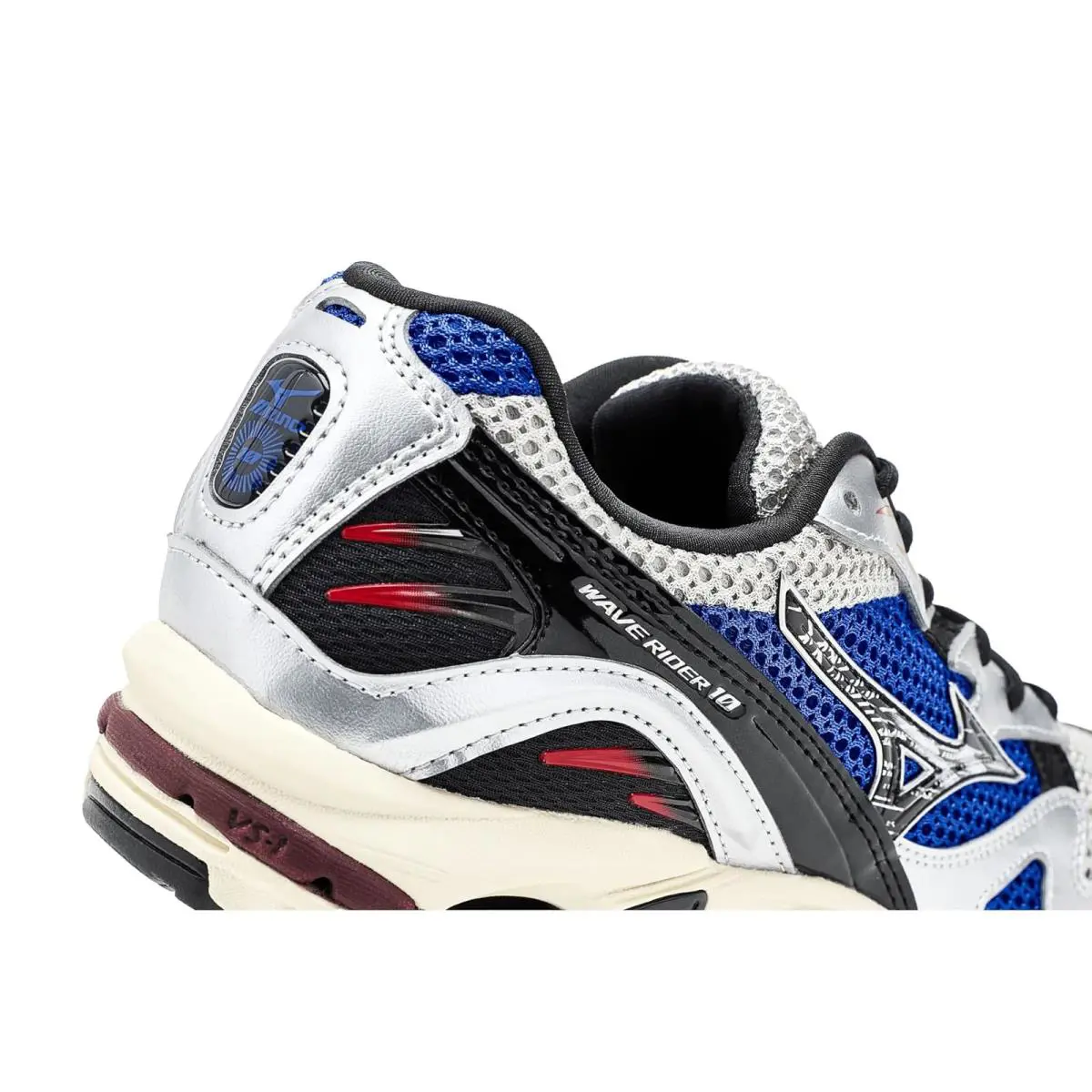 Mizuno shoes - Agave Green/Black Sand 18