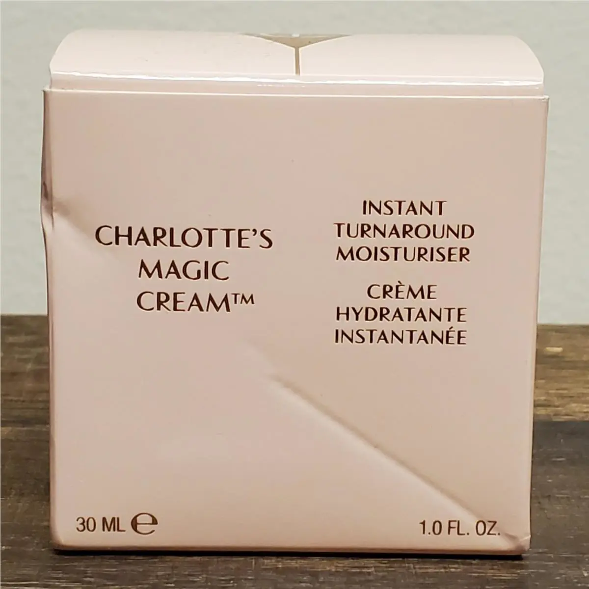 Charlotte Tilbury Magic Cream Moisturizer - 1 Oz - Anti-aging
