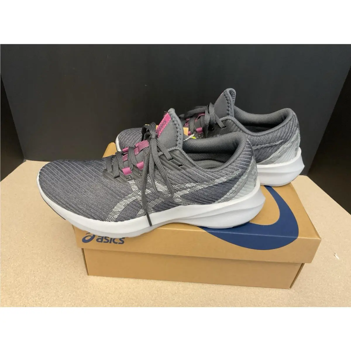 Asics shoes - ASICS Versablast - Versablast - Gray 4