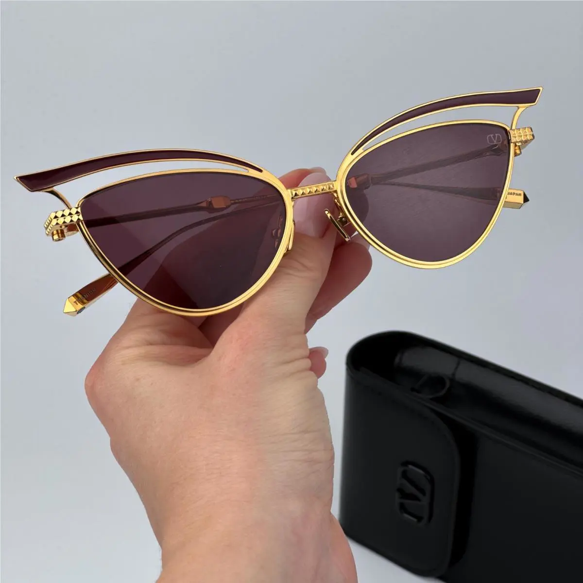 Valentino Women Sunglasses Gold Bordeaux Cat Eye V-glassliner VLS-118B-55