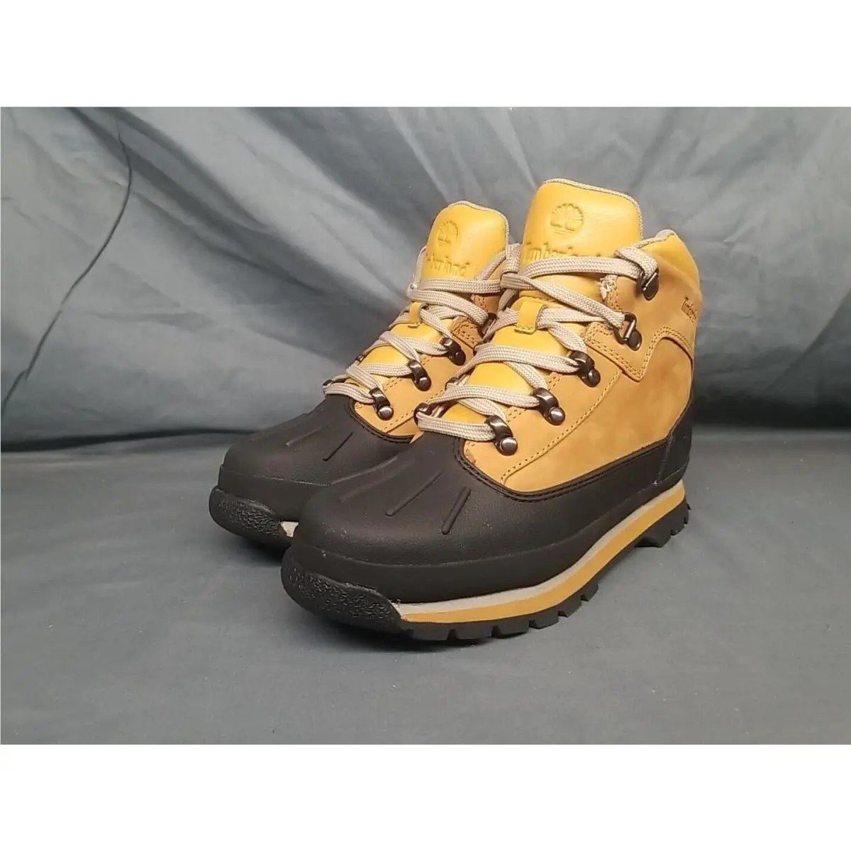 Timberland shoes - Beige (UPC: 191167138405) 1