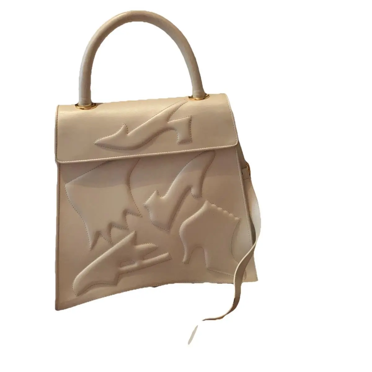 Salvatore Ferragamo Women`s Handbag Shoulder Bag. with Dust Bag. White