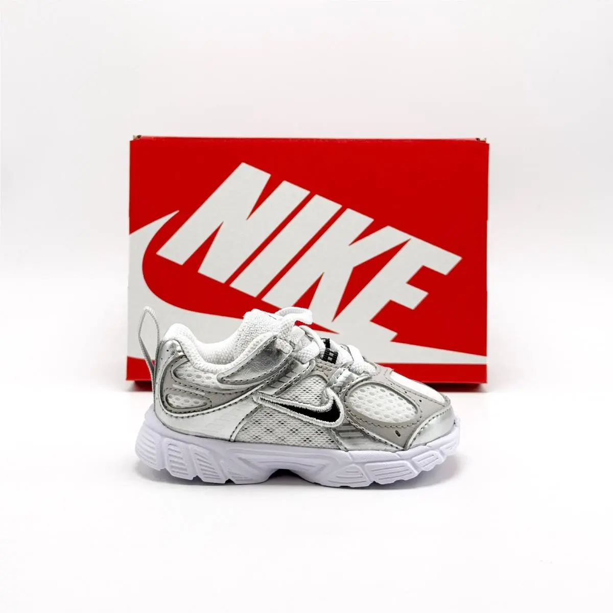 Nike shoes - Gray 4