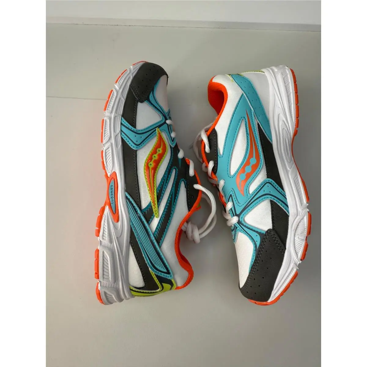 Saucony shoes - Grid - Grid - Multicolor 1