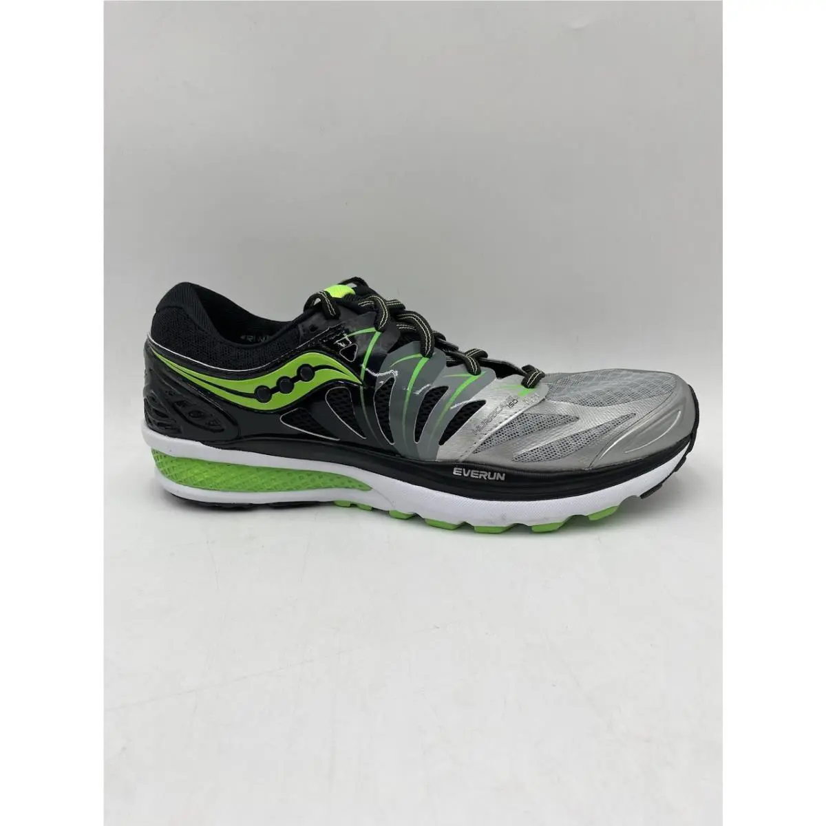 Saucony shoes - Saucony Hurricane - Hurricane - Black 2