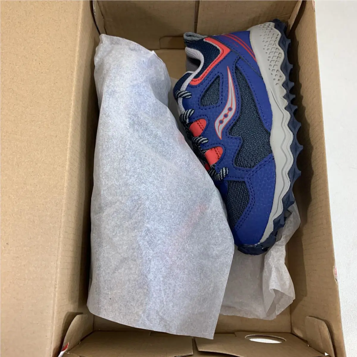 Saucony shoes - Navy/Red (UPC: 0018468317875) 3
