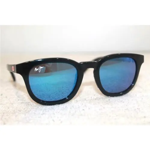 Sunglasses Koko Head B737-02CA Gloss Black / Polarized Blue Canada Flag by Maui Jim