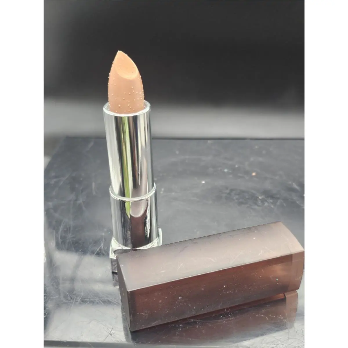 Maybelline Color Sensational Lipstick 650 Embrace - NO Tip Damage