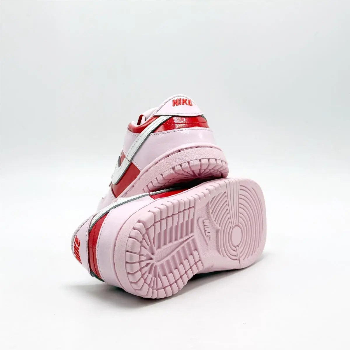 Nike shoes - NIKE DUNK LOW - DUNK LOW - Pink 3