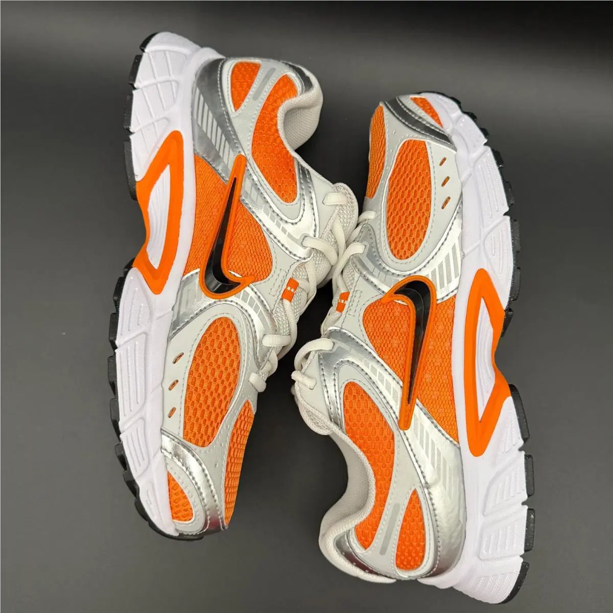 Nike shoes - Nike V5 RNR - RNR - HJ5228-800 - Orange 8