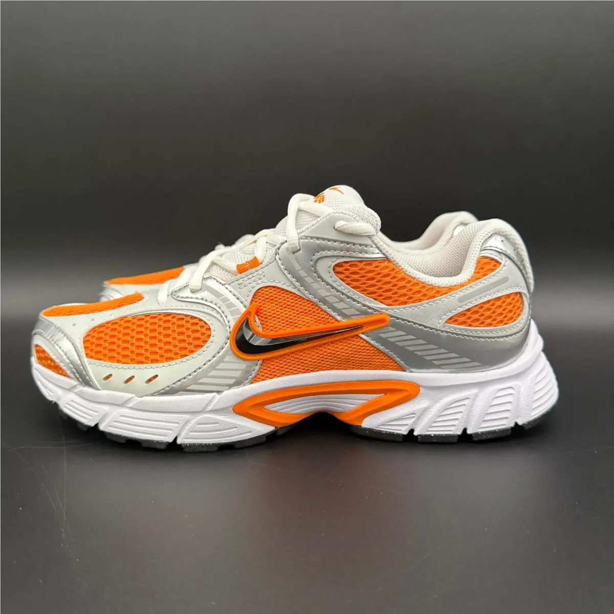 Nike shoes - Nike V5 RNR - RNR - HJ5228-800 - Orange 0