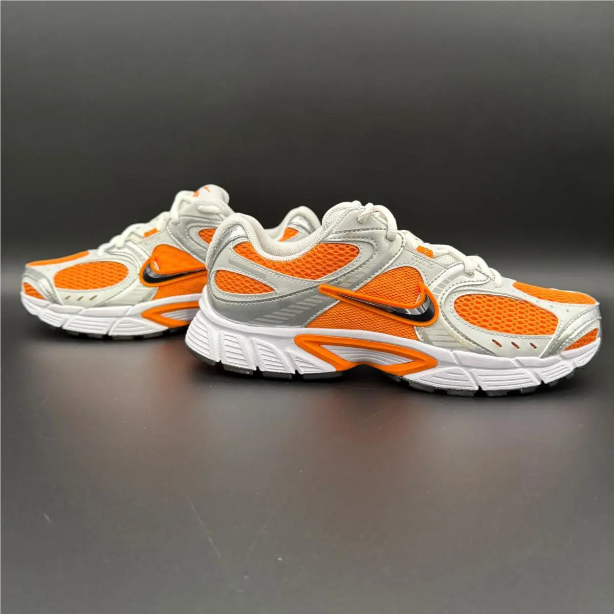 Nike shoes - Nike V5 RNR - RNR - HJ5228-800 - Orange 5