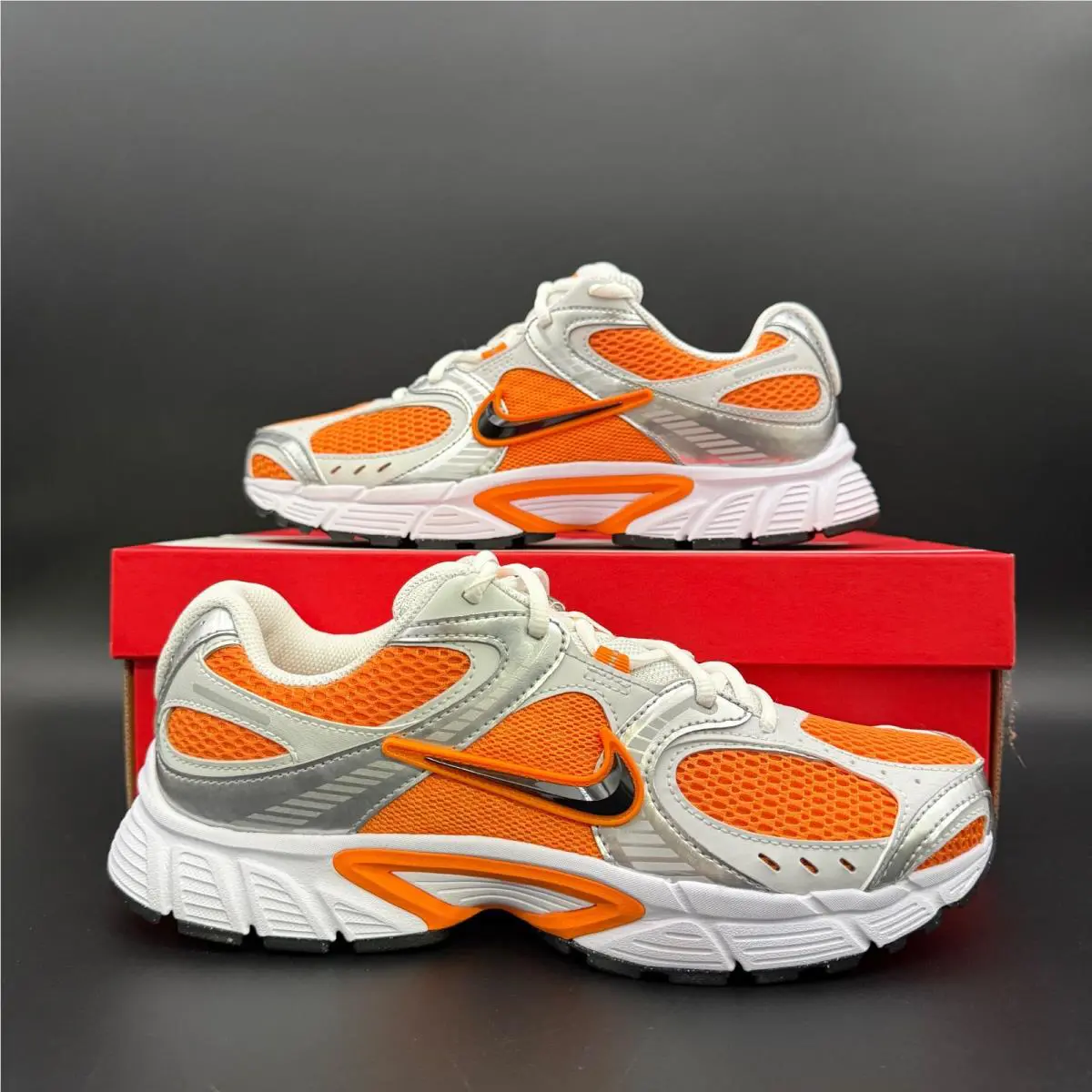 Nike shoes - Nike V5 RNR - RNR - HJ5228-800 - Orange 6