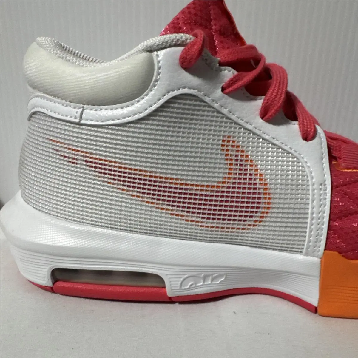 Nike shoes - Nike LeBron Witness - LeBron Witness - FB2239-104 - Pink 0