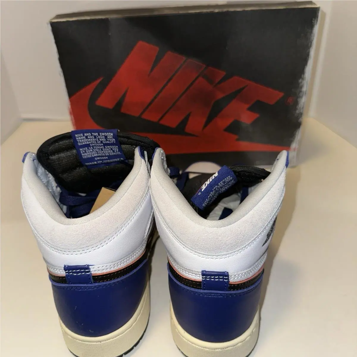 Nike shoes - Air Jordan 1 - Air - Blue 2