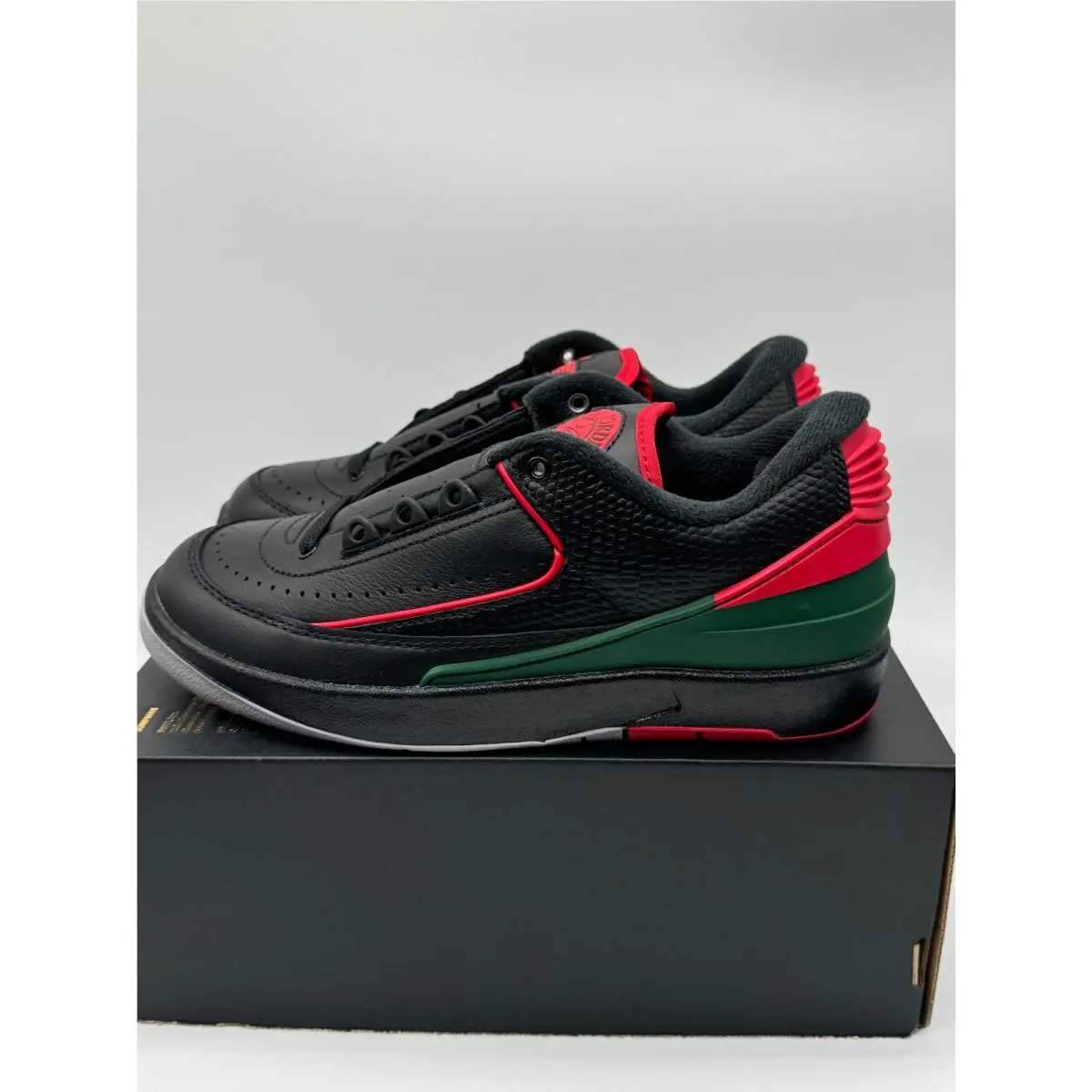 Nike shoes - Air Jordan 2 Retro Low - Black (UPC: 196969135584) 2