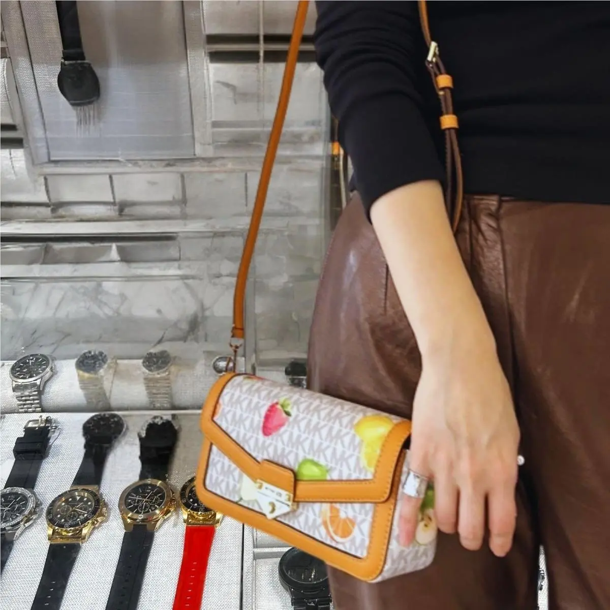 Michael Kors  bag  - Soho - Soho - 35S6G1SC5U 35S6G1SC5V - Hardware: Gold, Exterior: Brown