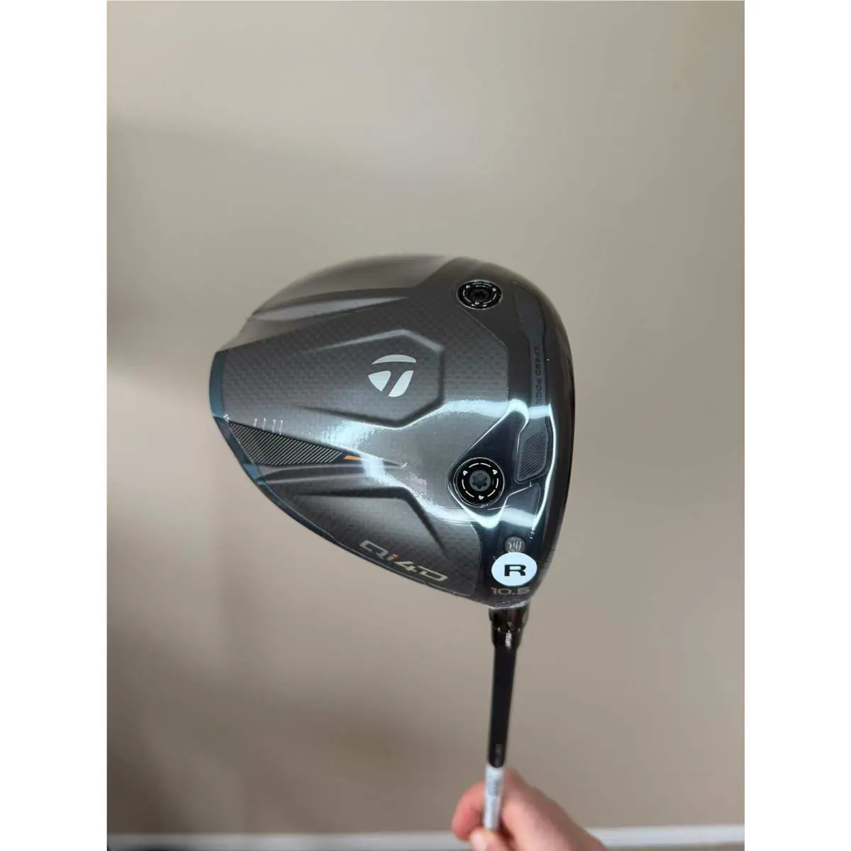 Taylormade Qi4D Driver 10.5° Reax 50G Regular Flex 45.5″ +hc