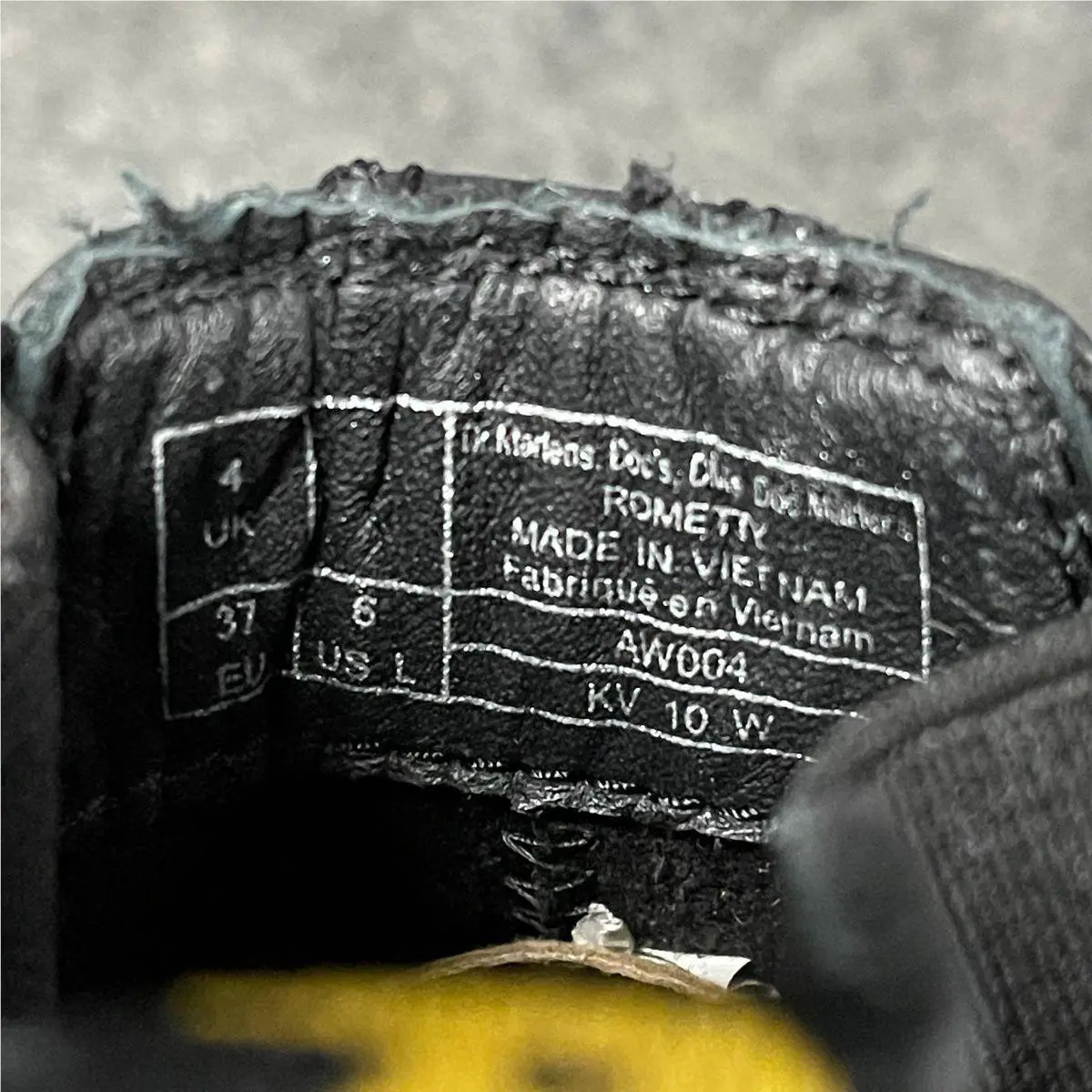 Dr. Martens shoes - vs-186145 - vs-186145 - Black (UPC: 190665158427) 1
