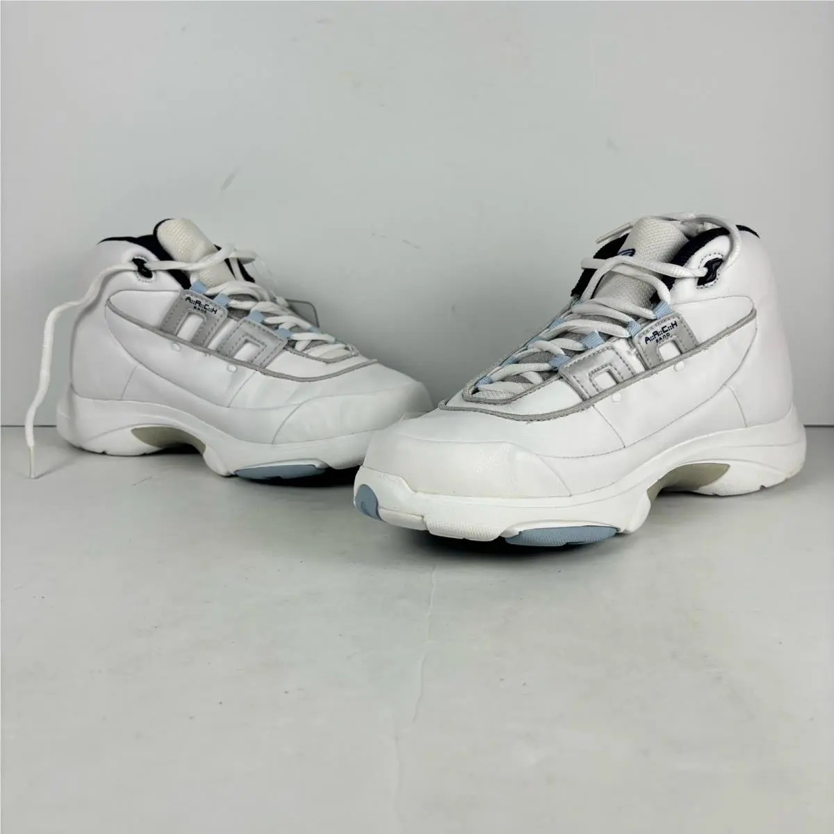 Reebok shoes - White 1