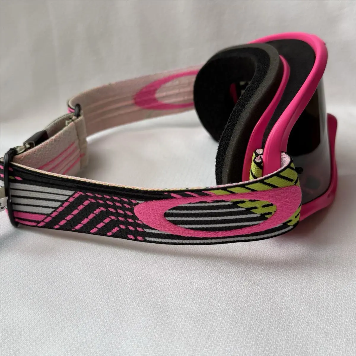 Oakley Snow Ski Goggles Origins Frame MX 0OO7029 Circuit Pink Green w Dark/clear