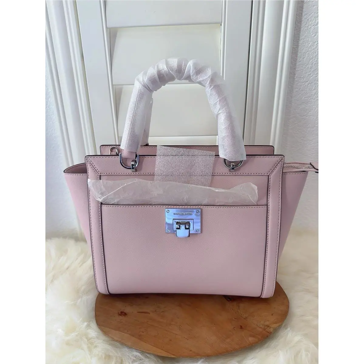 Michael Kors MK Tina Large Satchel Shoulder Bag Light Pink Purse Mint