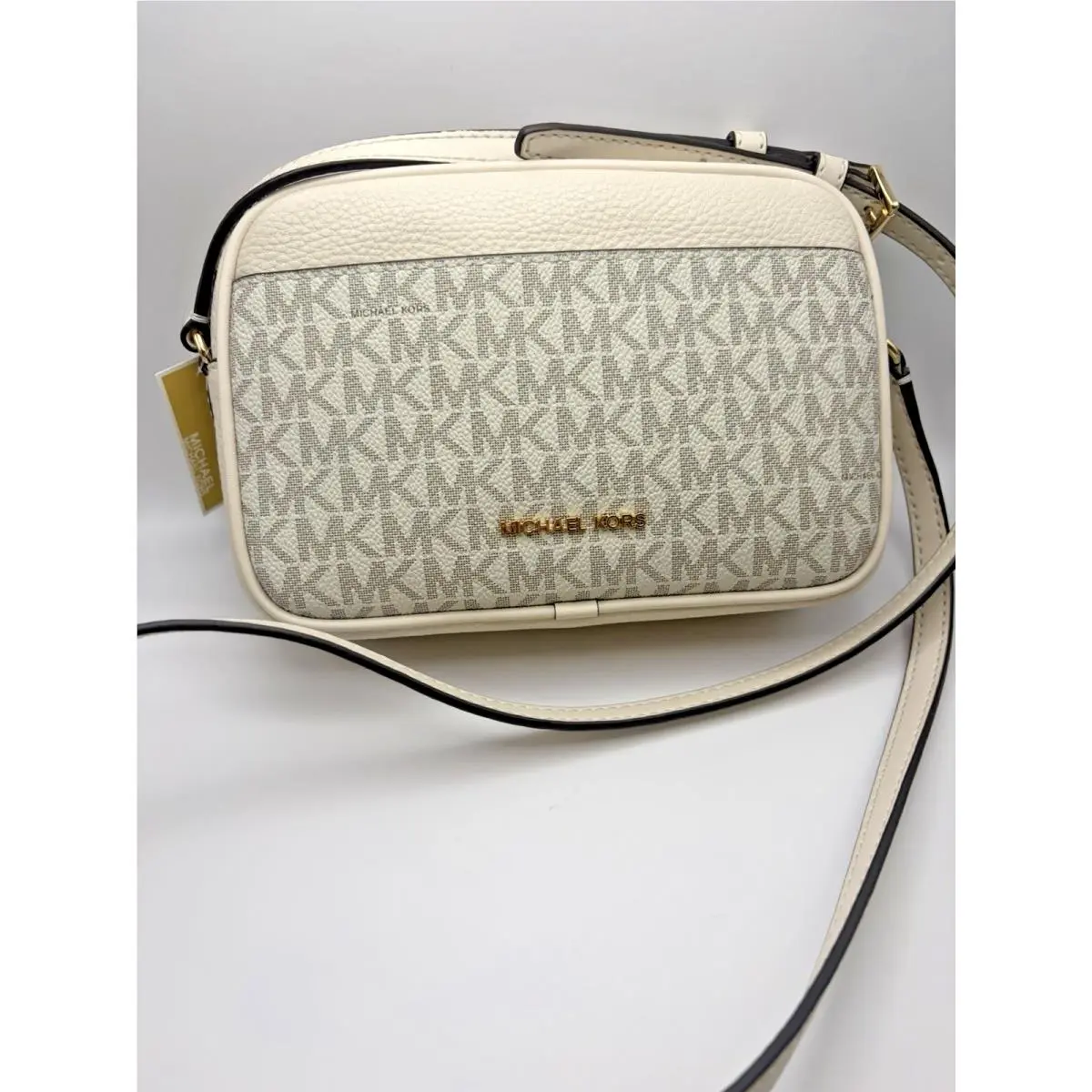 Michael Kors Jet Set Travel Small Camera Xbody