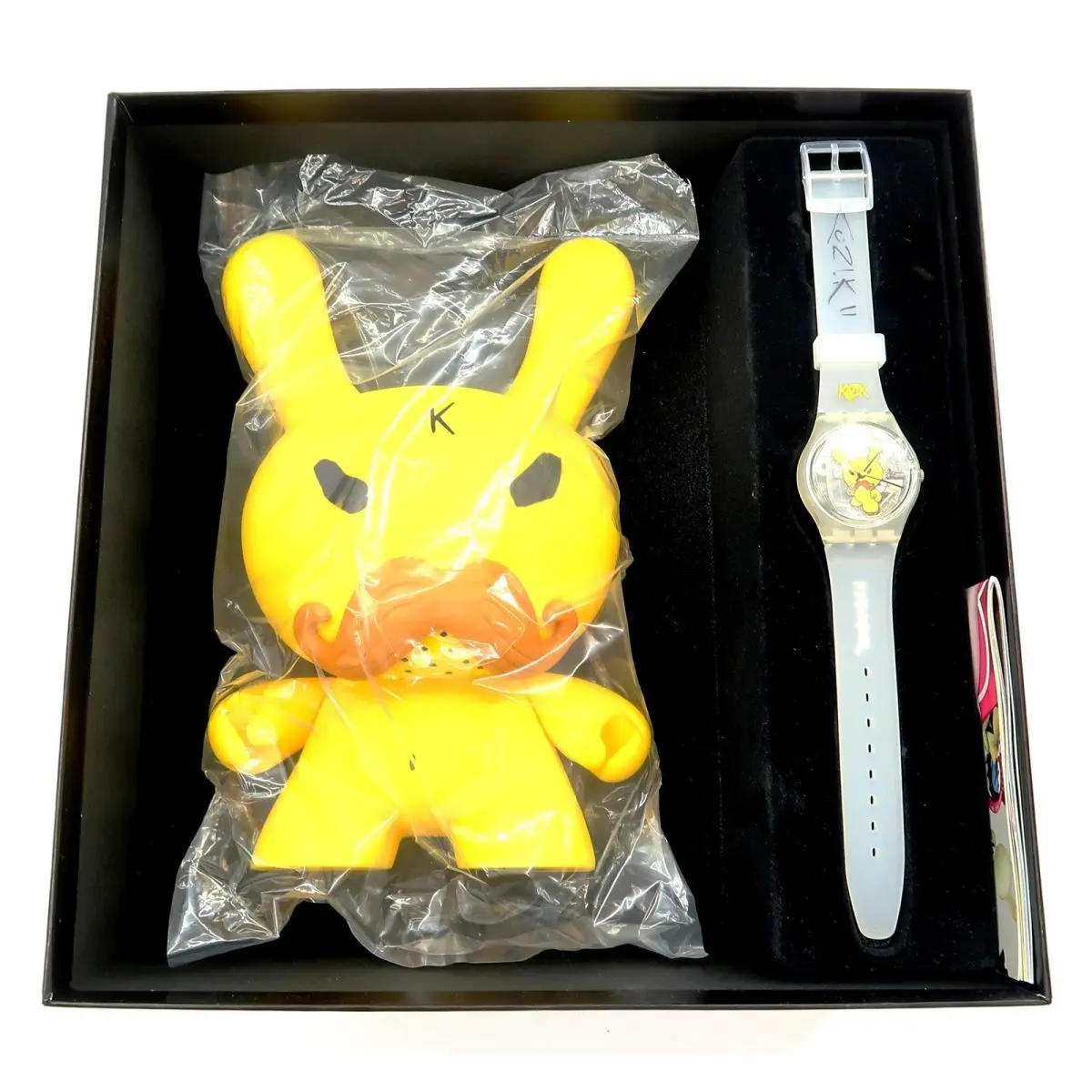 Signed Swatch Kidrobot Watch Kozik GZS49 Boxed Set by Frank Kozik 2011 N1