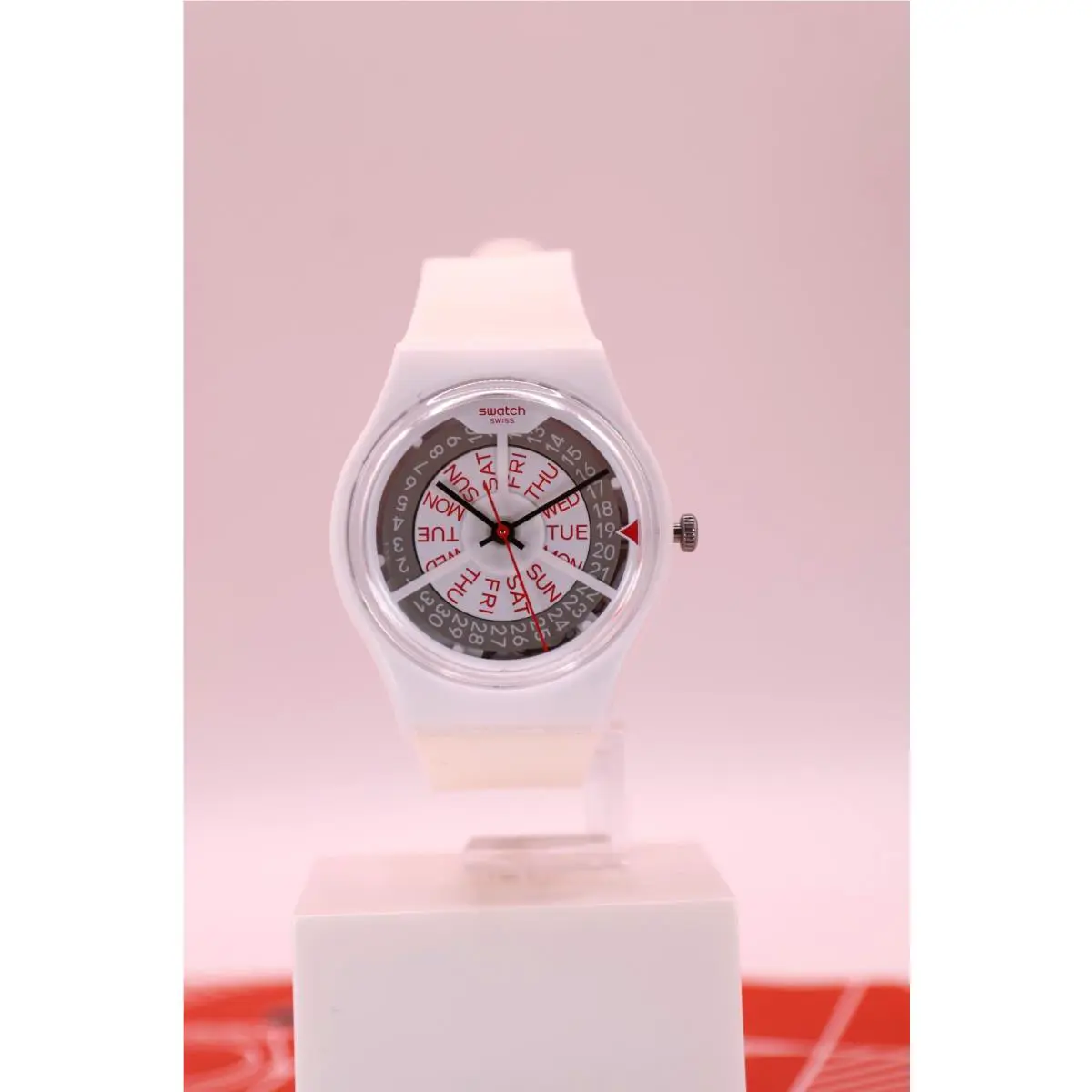 Limited Edition Swiss Swatch N-igma White GW717 34MM Red Gray Tones Day/date