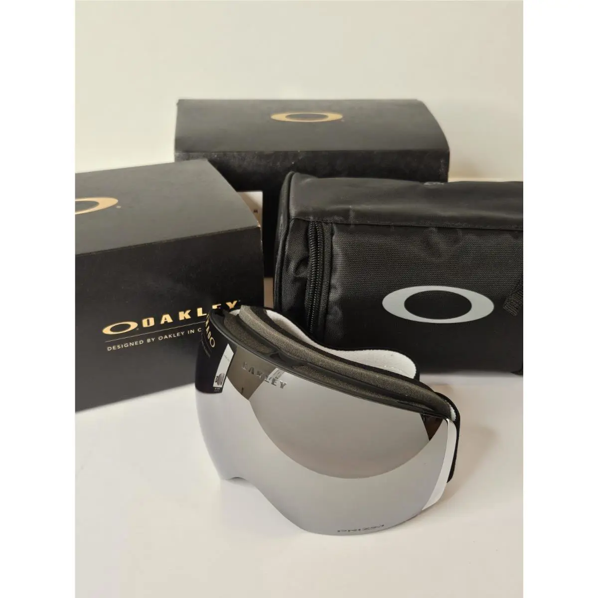 Flight Deck L Matte Black Prizm Black Iridium by Oakley