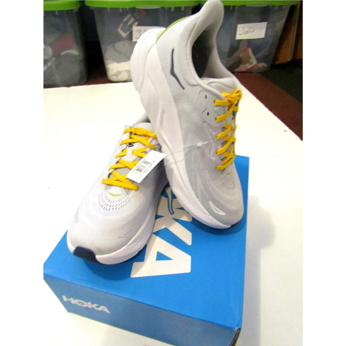 Hoka shoes - Hoka Arahi 8 - Arahi - Gray (UPC: 198605183102) 5