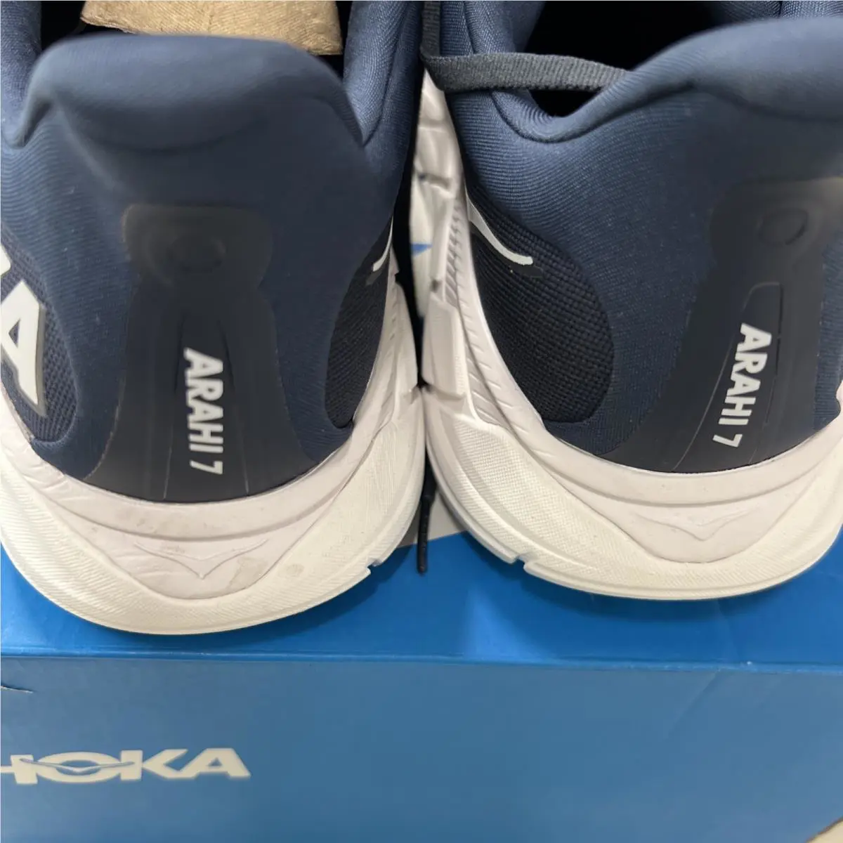 Hoka shoes - Hoka One One Arahi 7 - Blue (UPC: 197634105109) 4