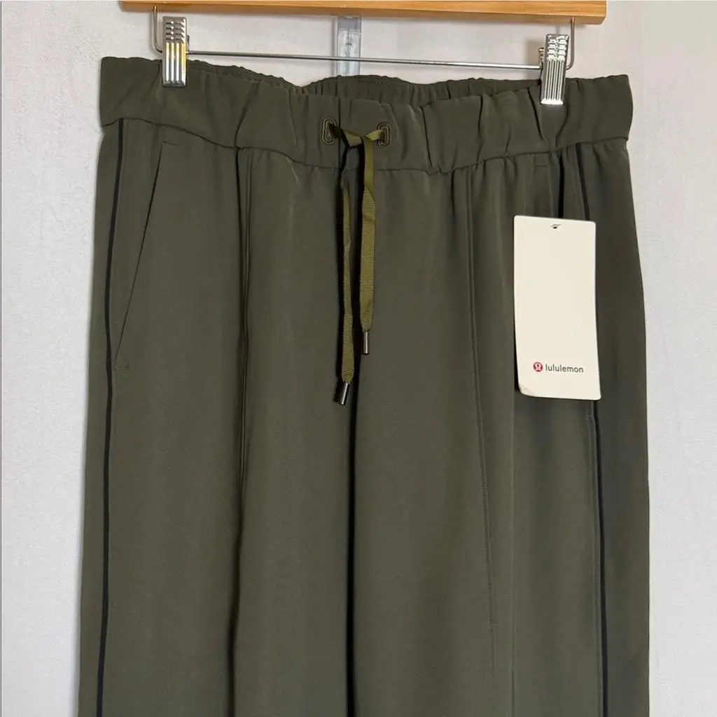 Lululemon clothing - Green 0