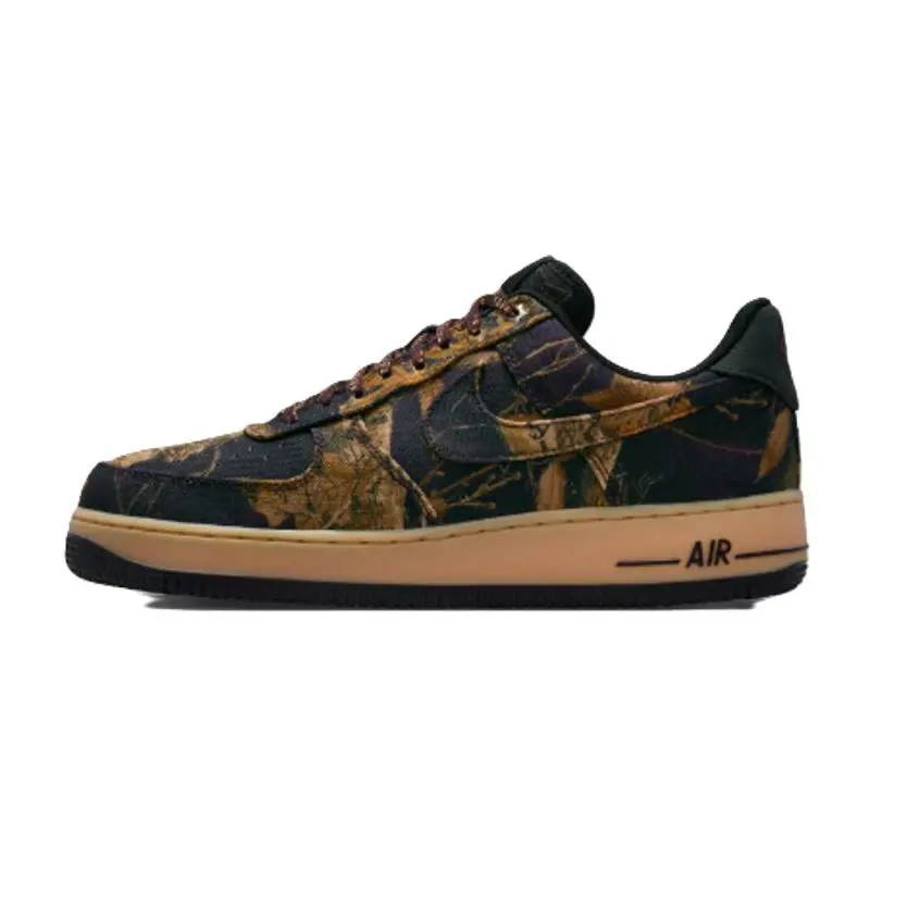 Nike shoes - Black 1