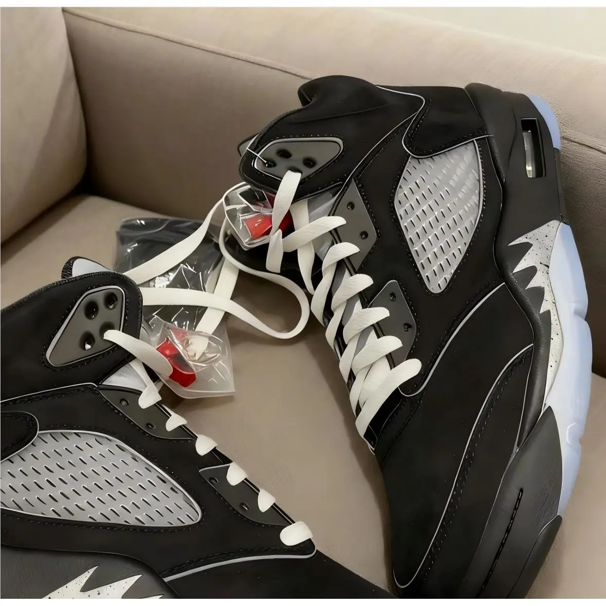 Nike shoes - Black 5