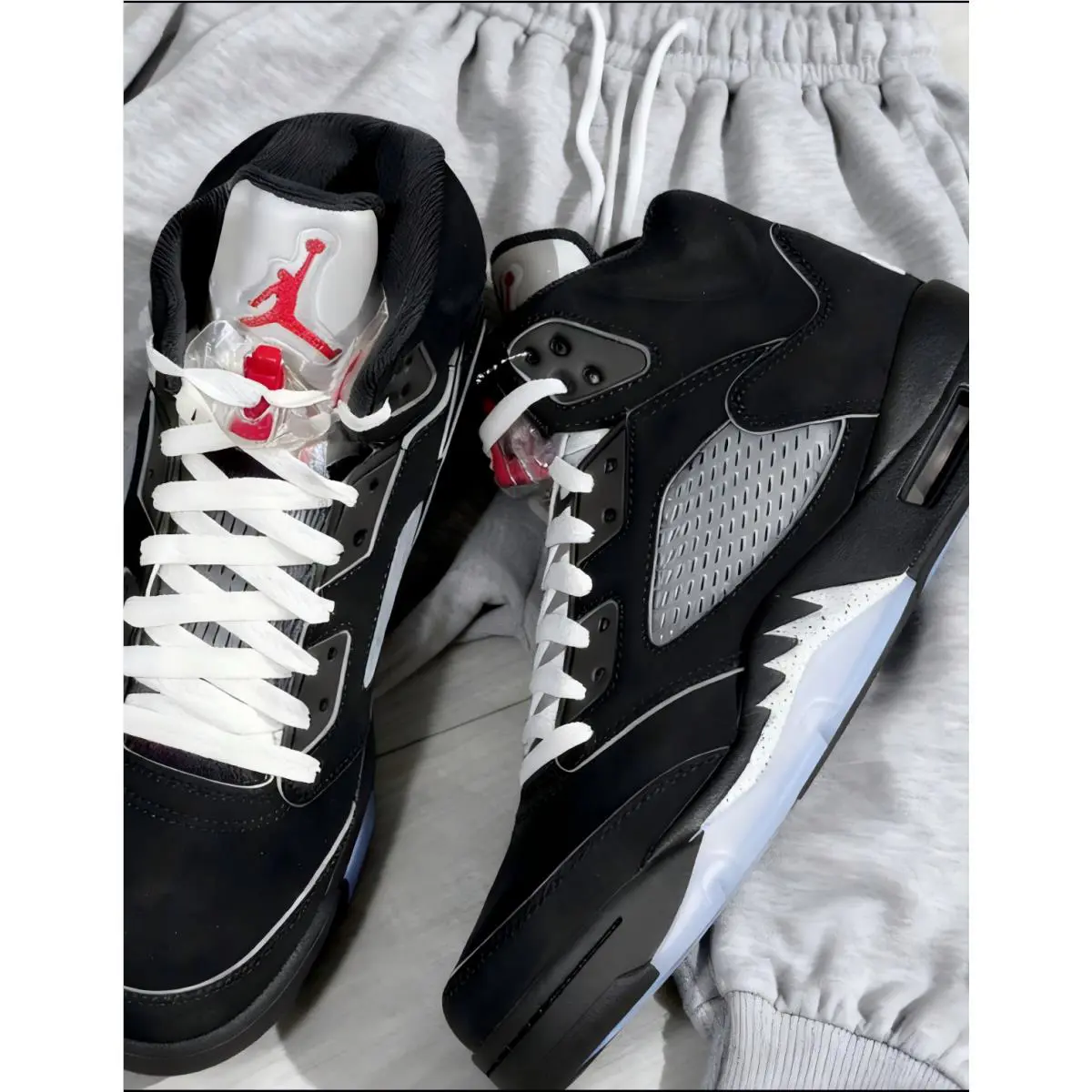 Nike shoes - Black 3
