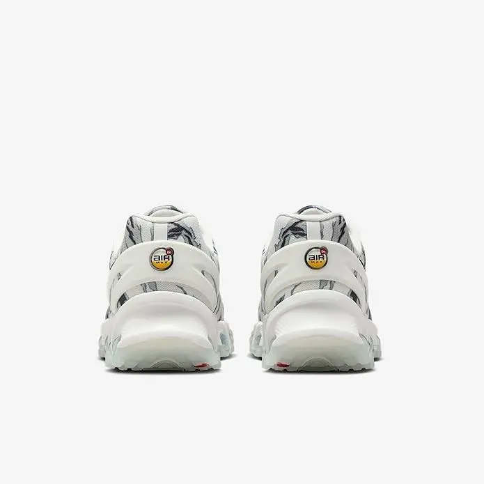Nike shoes - IH0377 100 - IH0377 100 - Summit White/DK Smoke Grey 2
