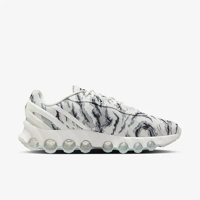 Nike shoes - IH0377 100 - IH0377 100 - Summit White/DK Smoke Grey 5