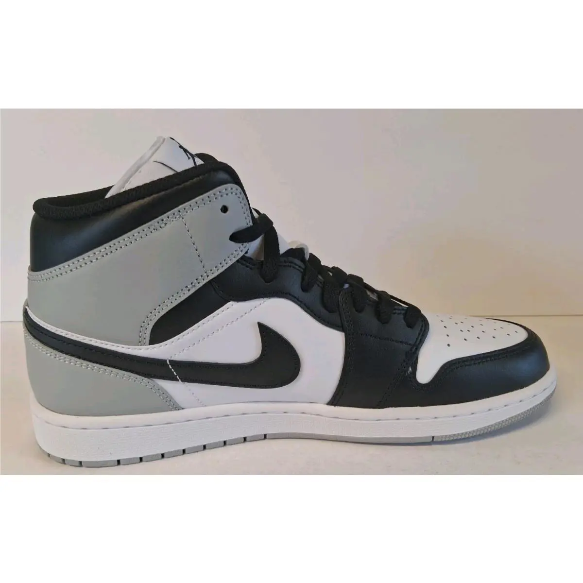 Nike shoes - Air Jordan 1 - Air - DQ8426-101 - White/Black- Light Smoke Grey 3