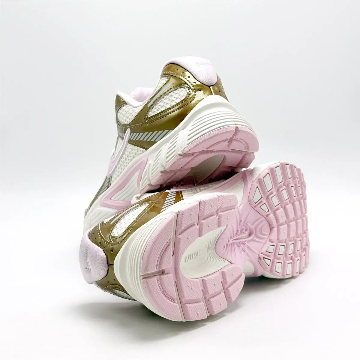 Nike shoes - IQ0385202 - IQ0385-202 - Pink 8