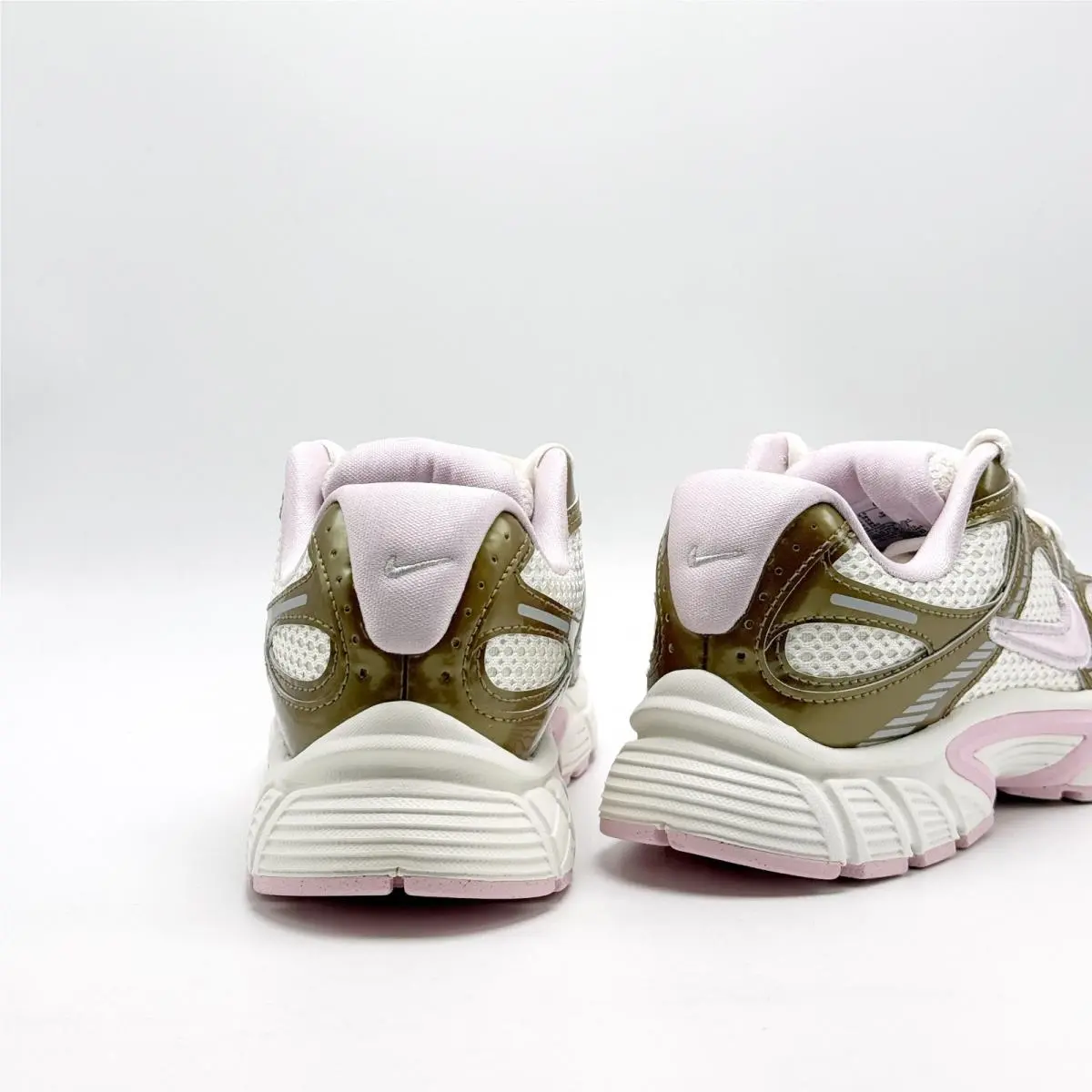 Nike shoes - IQ0385202 - IQ0385-202 - Pink 7
