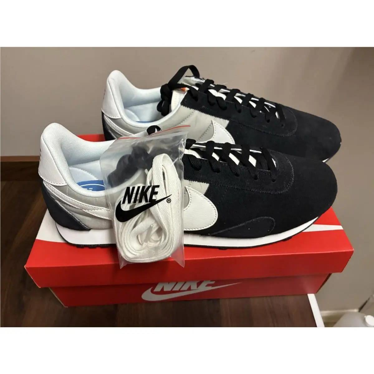 Nike shoes - Nike Pre Montreal 17 - Pre Montreal - 898031-001 - Black/Sail (UPC: 0885179578402) 2