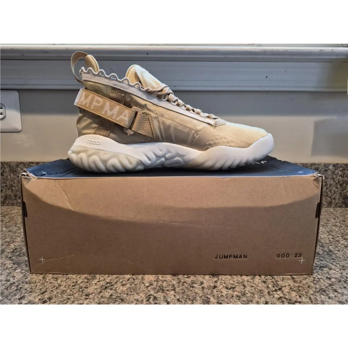 Nike shoes - Jordan Jumpman - Jumpman - BV1654200 - Gold 3