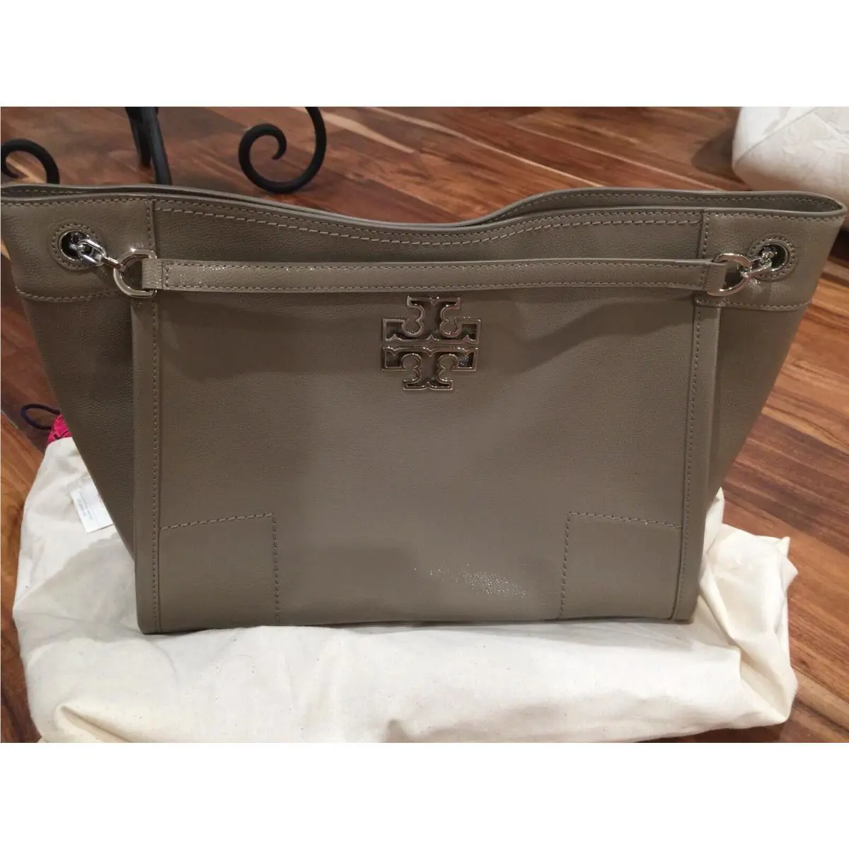 Tory Burch Women Handbag Patent Leather Gray Purse Large Size