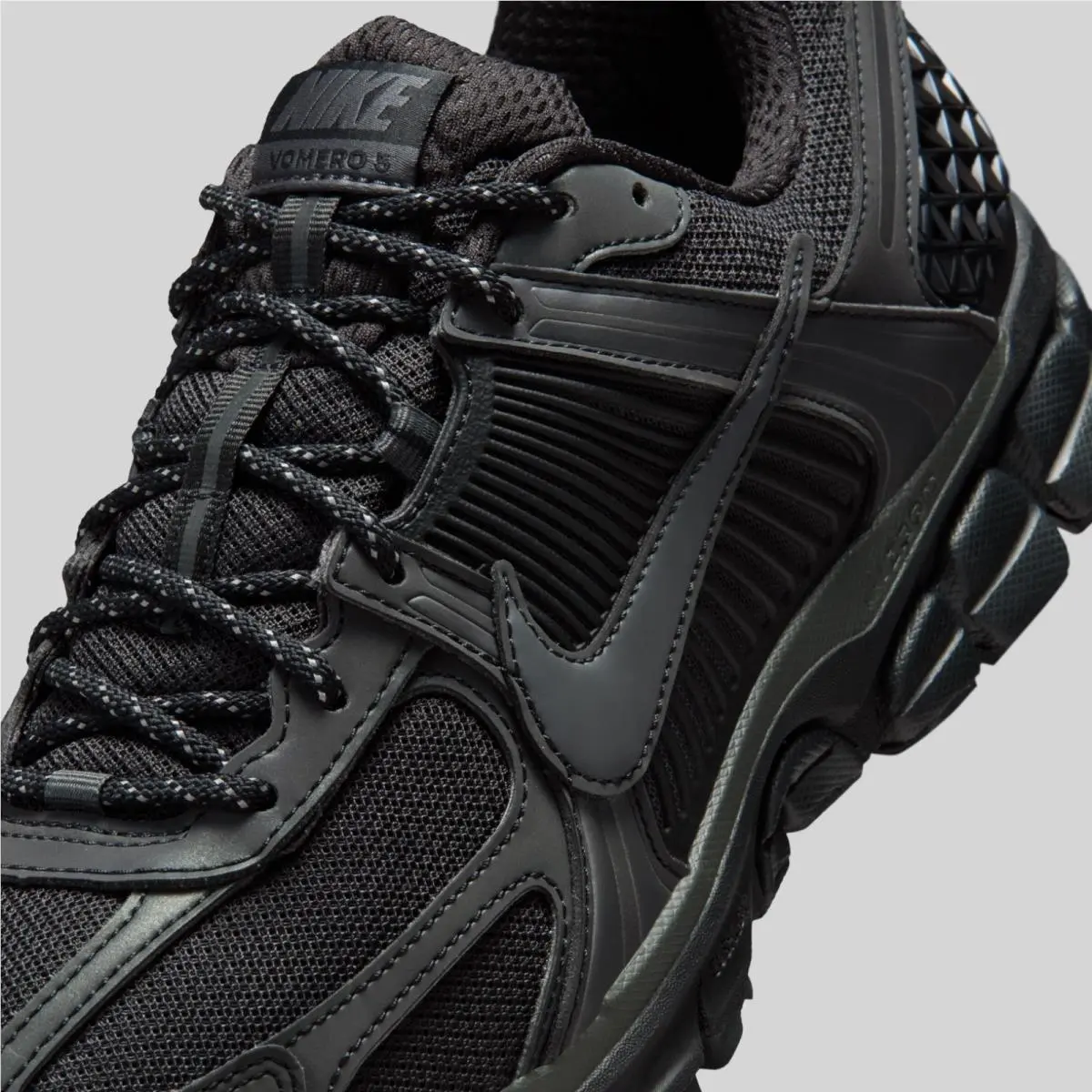 Nike shoes - Nike Zoom Vomero - Zoom Vomero - IM6597-001 - Black 5