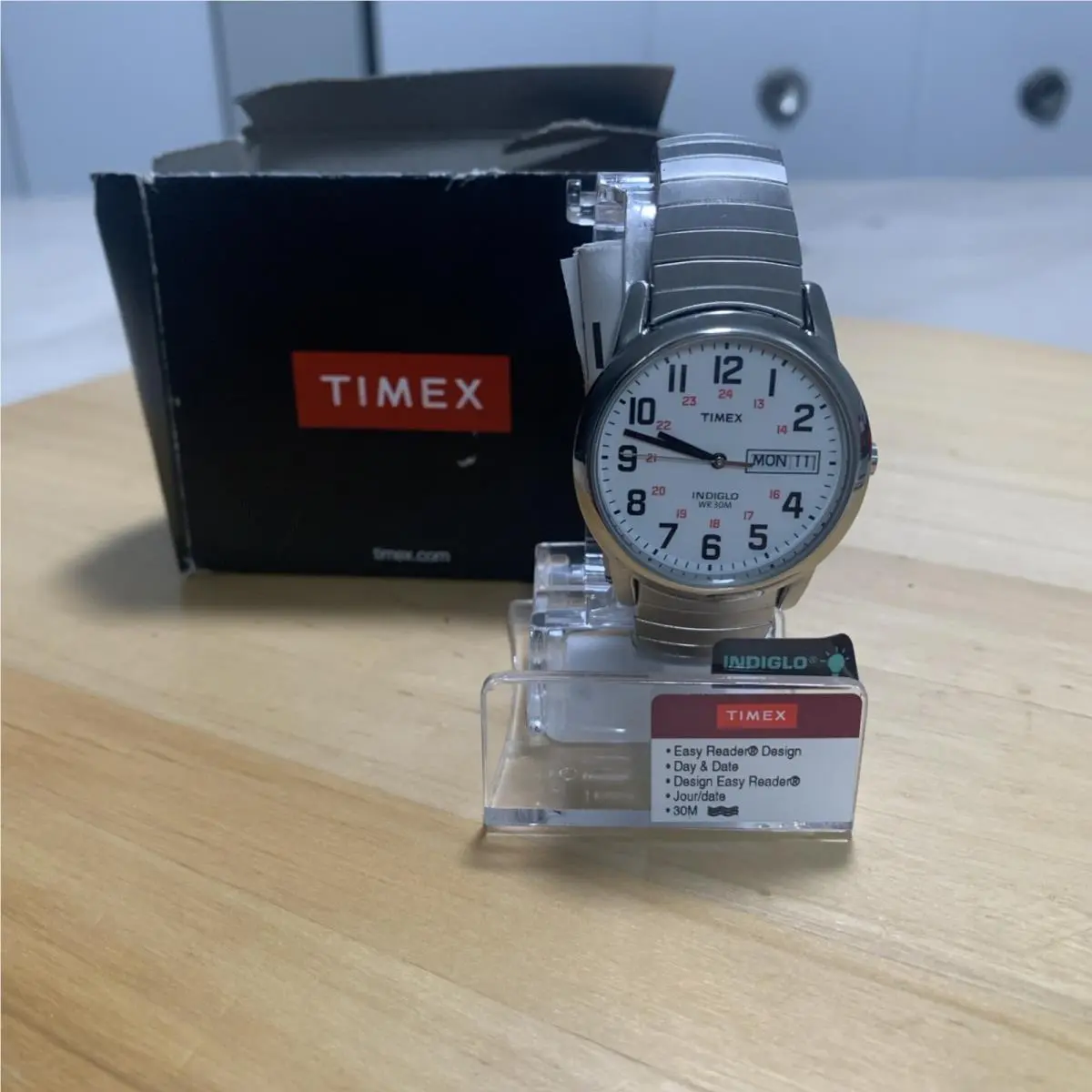 Easy Reader T20461 35mm Mens Watch White Dial Silver Expansion Band by Timex