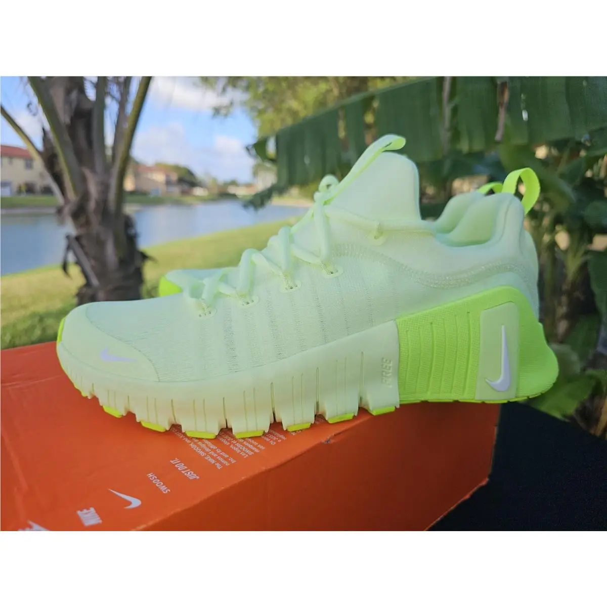 Nike shoes - Nike Free Metcon - Free Metcon - FJ7126 702 - Barely Volt/White-Volt (UPC: 197862772456) 4