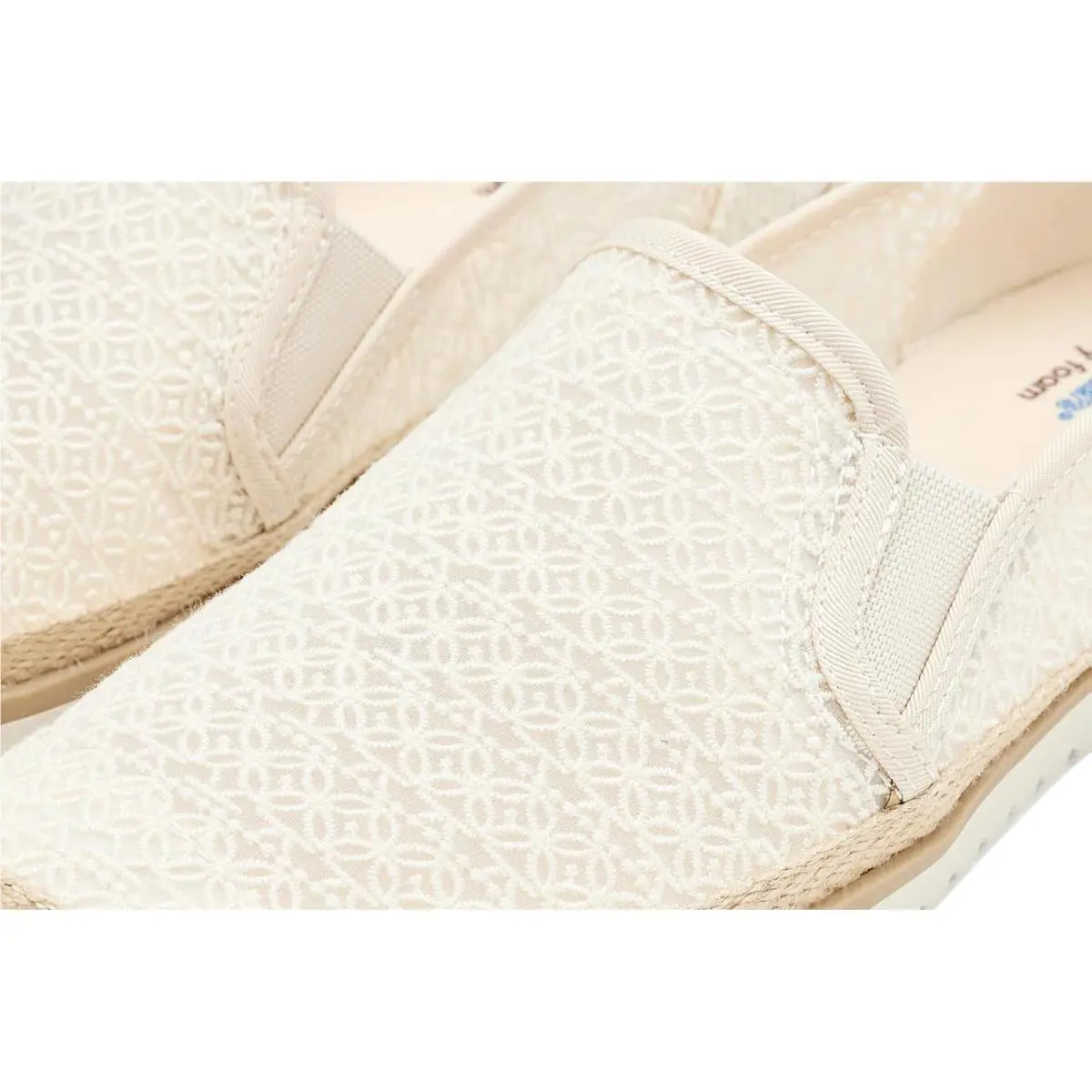 Skechers shoes - Off-White 4
