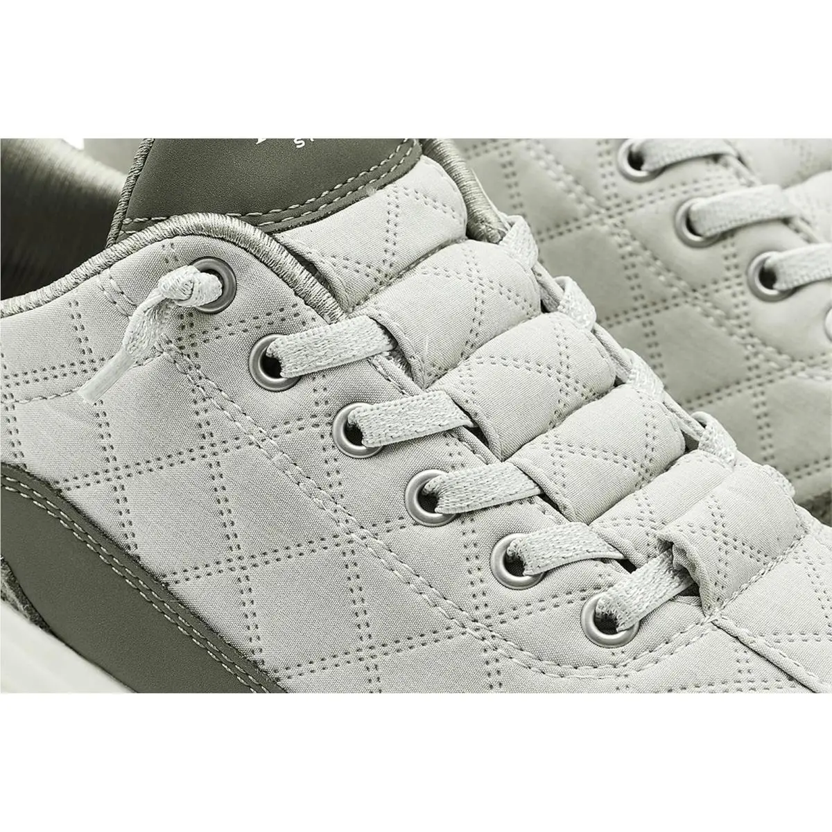 Skechers shoes - Off White 18
